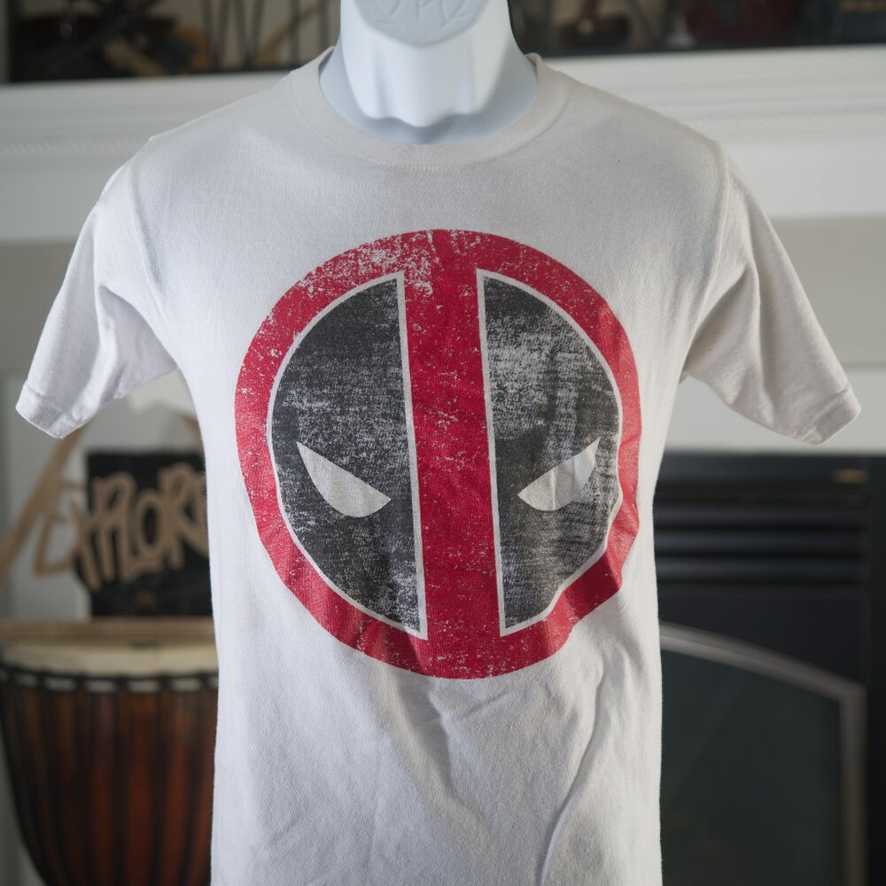 Marvel Deadpool Shirt